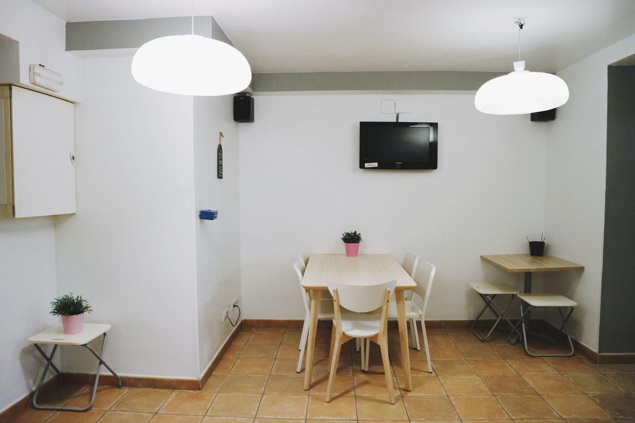 Harmony Hostel Barcelona Luaran gambar